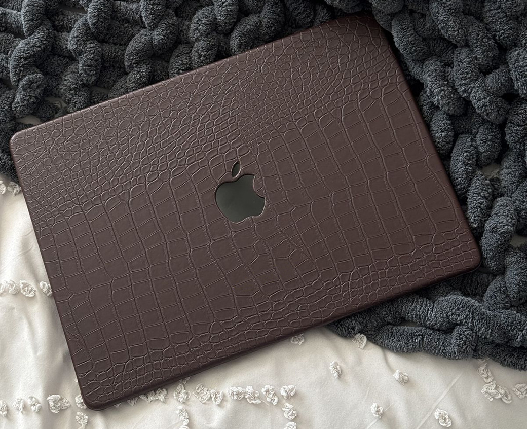 Apple MacBook Pro - 1
